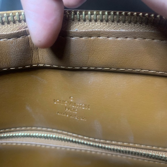 Louis Vuitton vernis bag - Picture 9 of 12